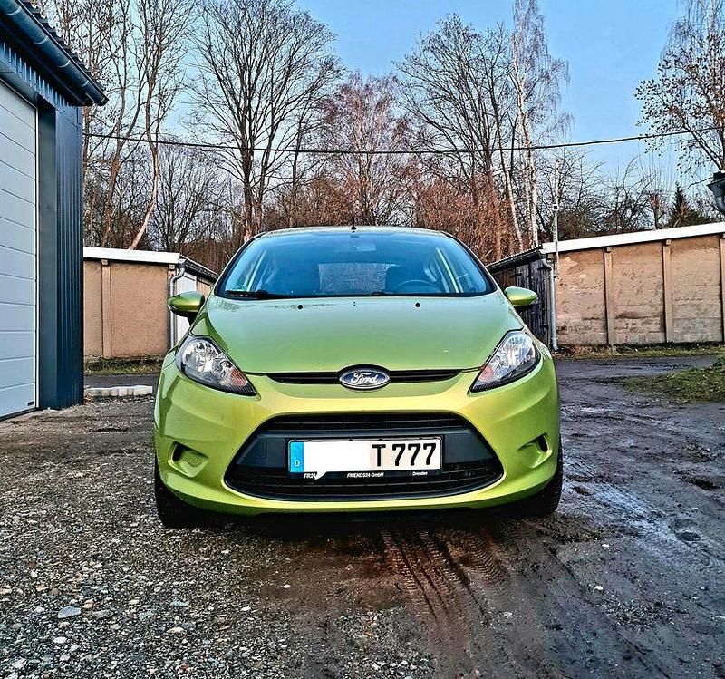 Gebraucht Ford Fiesta 82 PS (60 kW) 2008 Grün Kleinwagen
