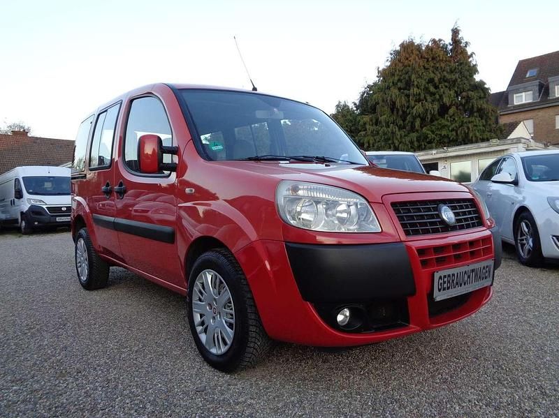 Gebraucht Fiat Doblò Dynamic 77 PS (56 kW) 2006 Rumba/tizianorot Van / Kleinbus