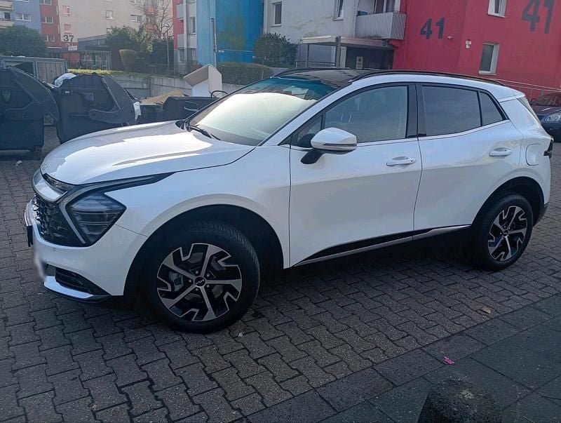 Gebraucht Kia Sportage 179 PS (131 kW) 2022 Weiß SUV