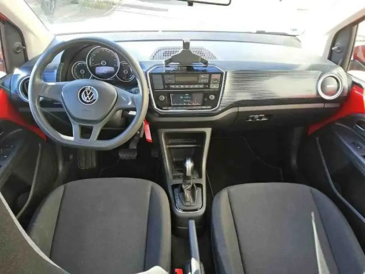Używany VW e-up! 61 kW (83 KM) 2021 Czerwony Hatchback
