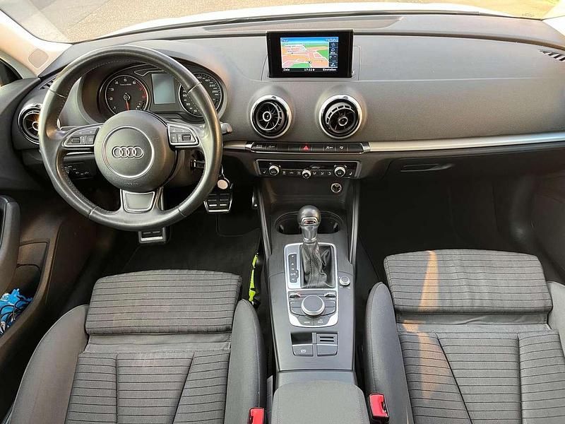 Gebraucht Audi A3 S-Line 125 PS (91 kW) 2016 Ibisweiß Kleinwagen