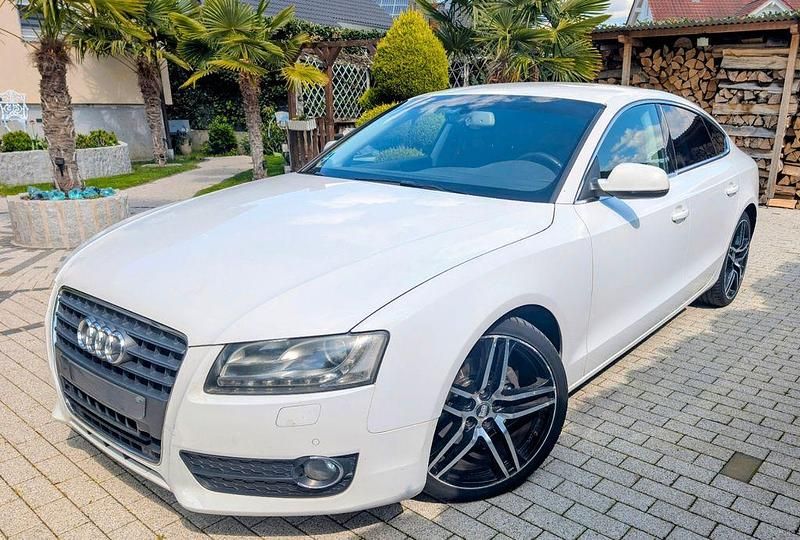 Używany Audi A5 Sportback Performance 143 KM (105 kW) 2011 Biały Hatchback
