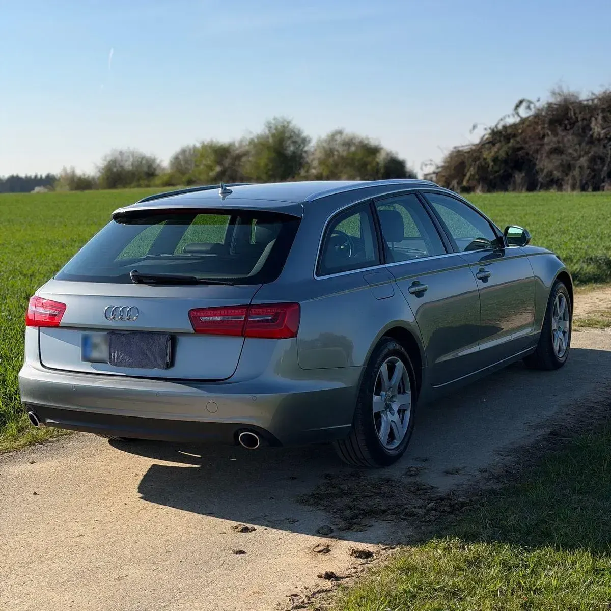 Używany Audi A6 Ambiente 204 KM (150 kW) 2012 Srebrny Kombi
