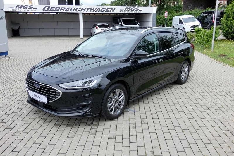Gebraucht Ford Focus Titanium 125 PS (91 kW) 2024 Obsidianschwarz metallic Kombi