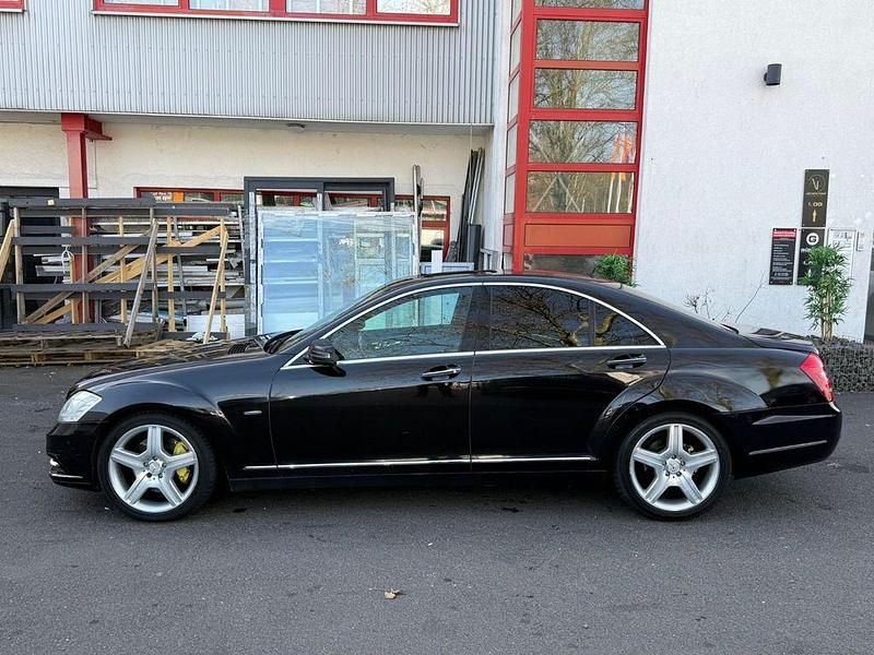Gebraucht Mercedes S350 258 PS (189 kW) 2011 Schwarz Limousine