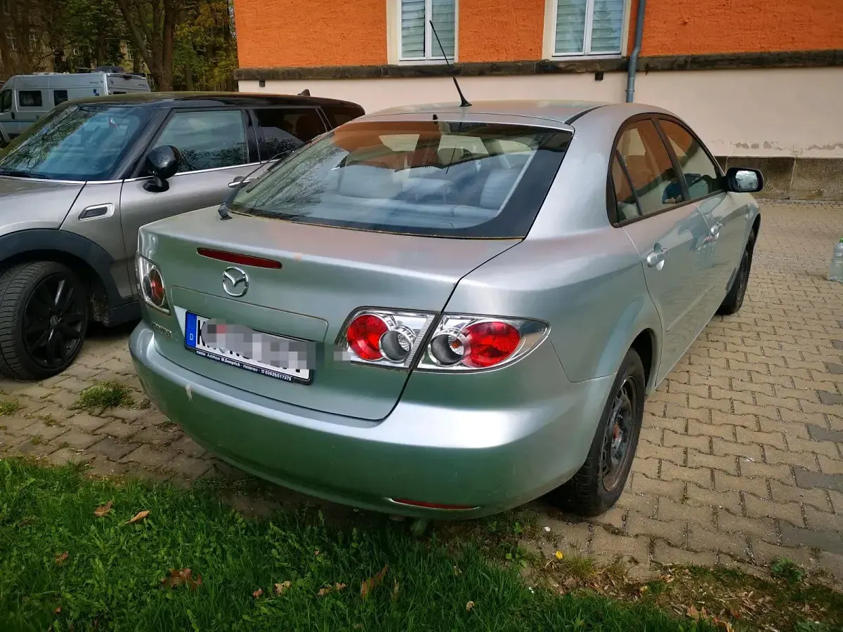 Używany Mazda 6 140 KM (102 kW) 2002 Sedan/Limuzyna