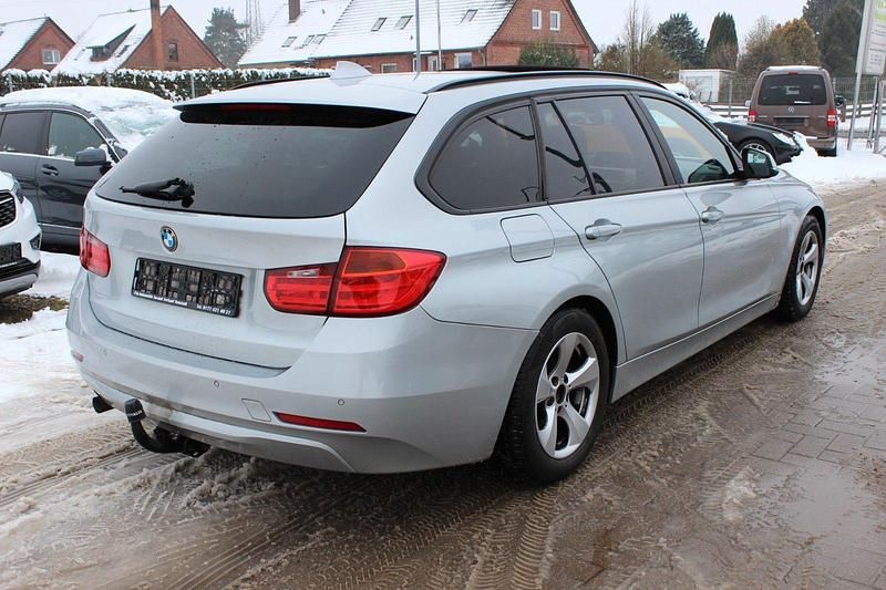 Gebraucht BMW 320 Luxury Line 163 PS (119 kW) 2014 Silber Kombi