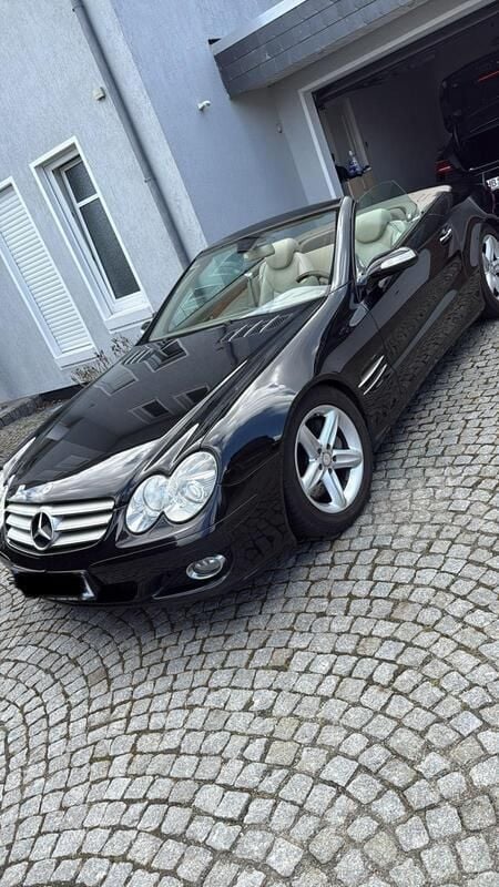Schwarz Gebraucht 2007 Mercedes SL550 Cabrio | 20.000 € - Bild 1/4