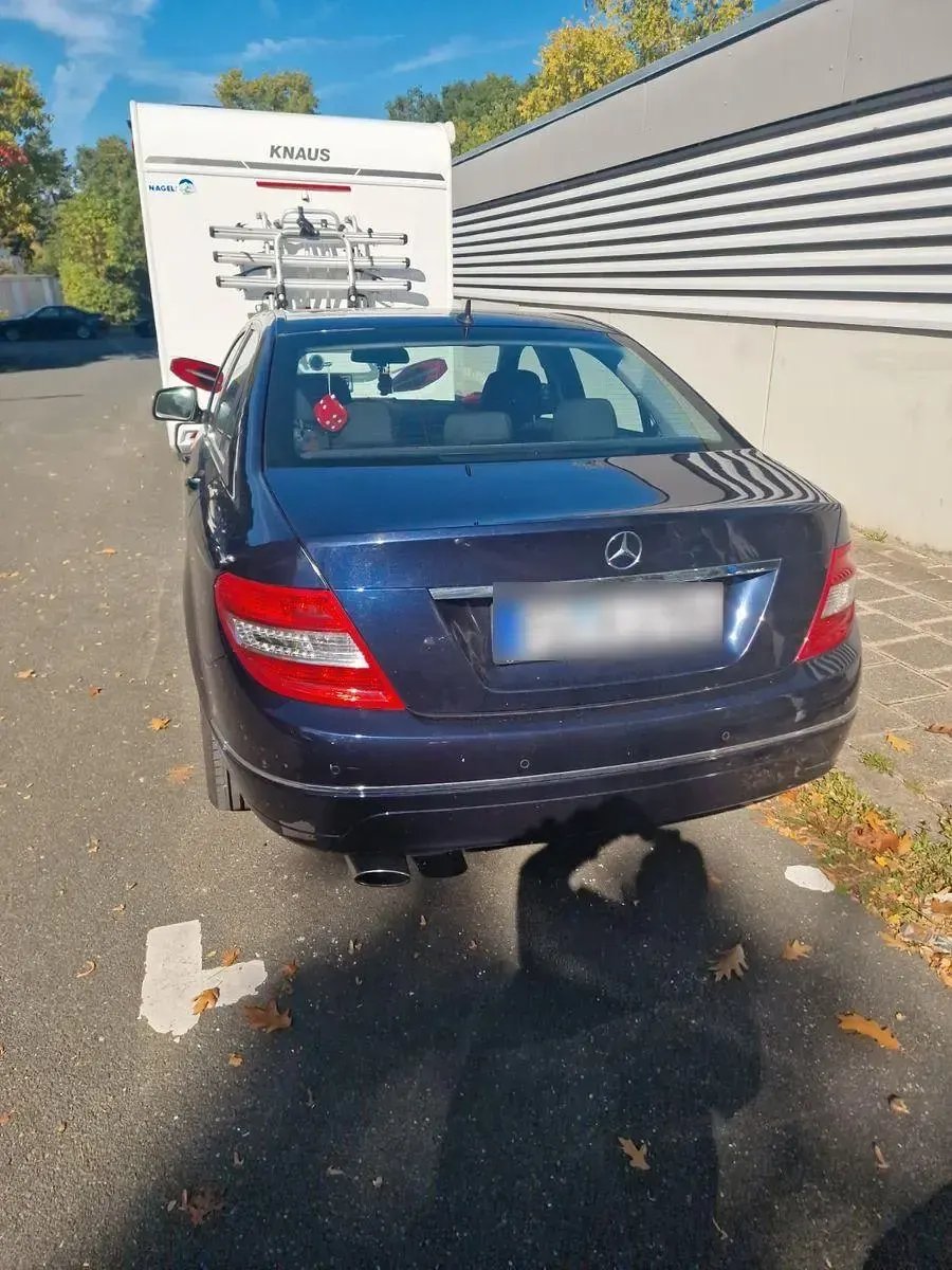 Gebraucht Mercedes C200 Elegance 136 PS (100 kW) 2008 Blau Limousine
