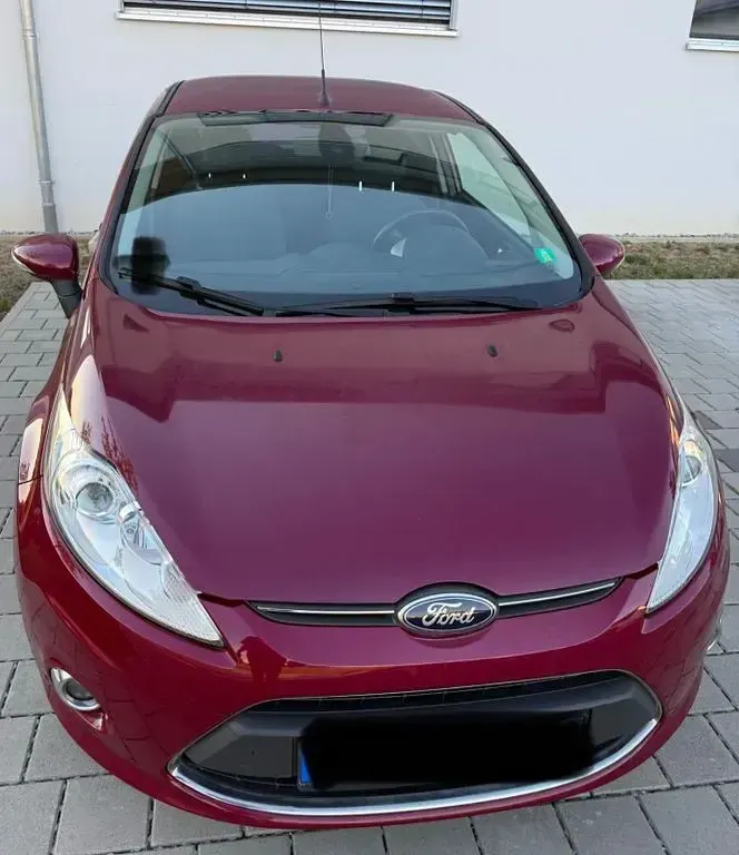 Gebraucht Ford Fiesta Titanium 82 PS (60 kW) 2012 Kleinwagen