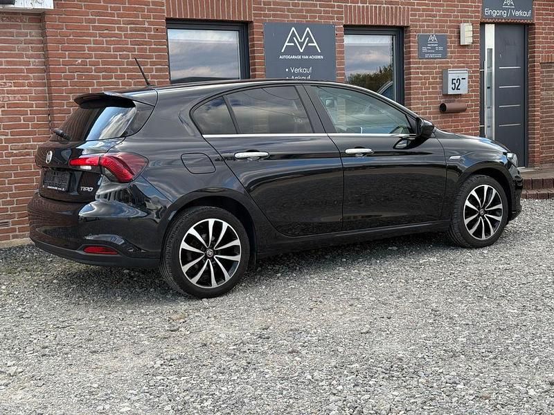 Gebraucht Fiat Tipo Lounge 120 PS (88 kW) 2020 Schwarz Limousine