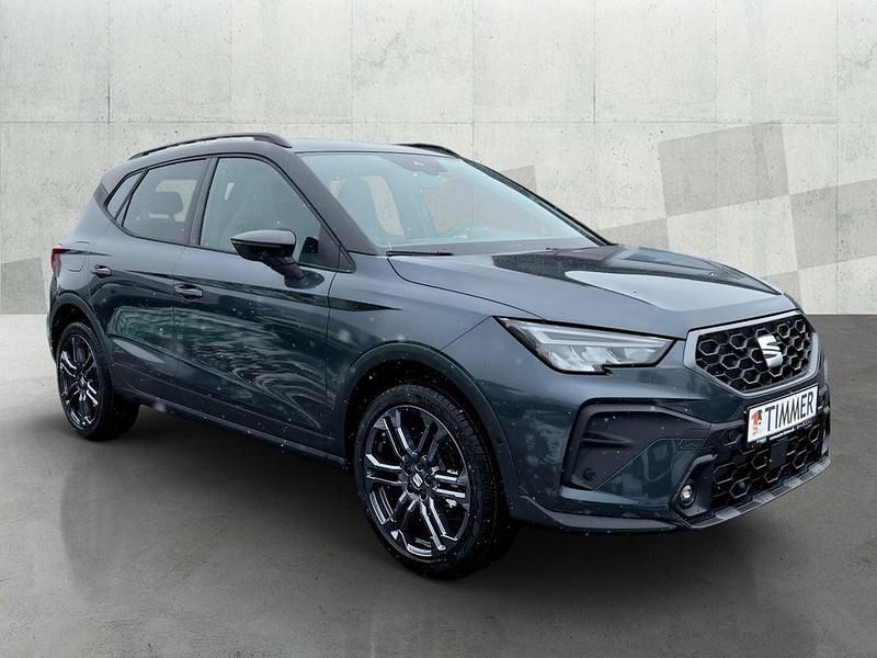 Neu Seat Arona FR 116 PS (85 kW) 2026 Grau SUV