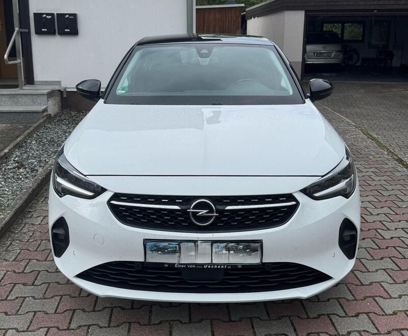 Weiß Gebraucht 2020 Opel Corsa-e Elegance Kleinwagen | 14.500 € (Fairer Preis) - Bild 1/4