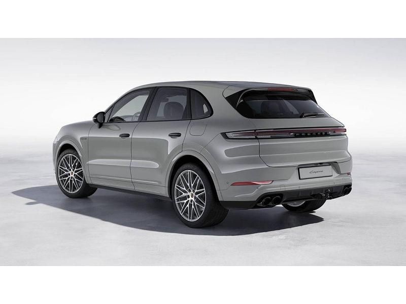 Gebraucht Porsche Cayenne 470 PS (345 kW) 2025 Weiß SUV