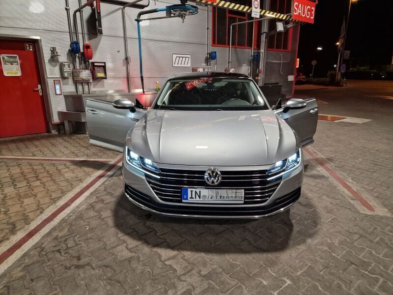 Silber Gebraucht 2019 VW Arteon Elegance Limousine | 24.500 € (Fairer Preis) - Bild 1/4