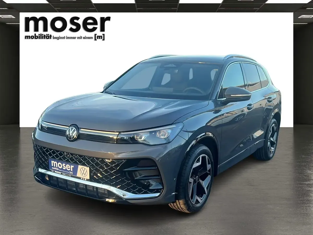 Gebraucht VW Tiguan R-line 150 PS (110 kW) 2025 SUV