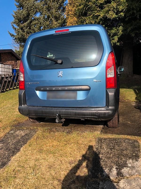 Gebraucht Peugeot TePee 75 PS (55 kW) 2009 Blau Limousine