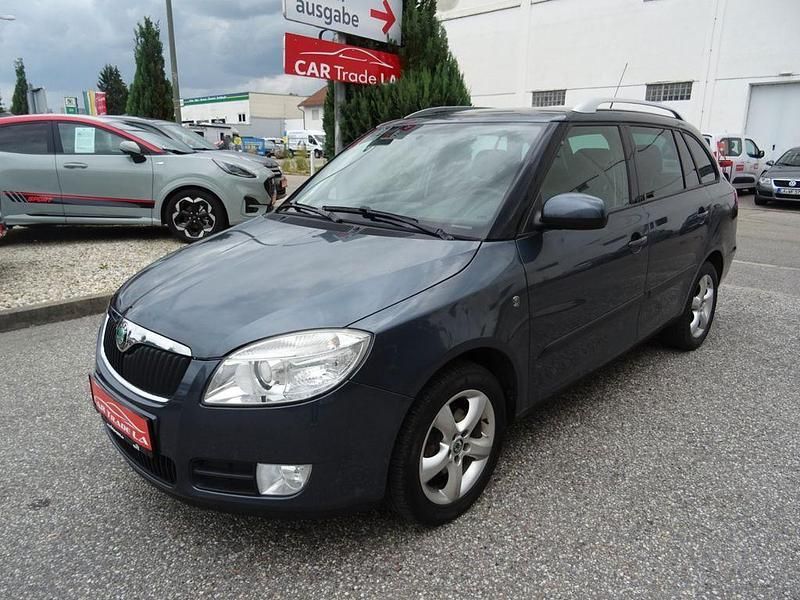 Grau Gebraucht 2009 Skoda Fabia Style Kombi | 2.590 € (Fairer Preis) - Bild 1/4