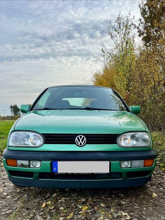 Gebraucht VW Golf Cabriolet 90 PS (66 kW) 1995 Grün Cabrio