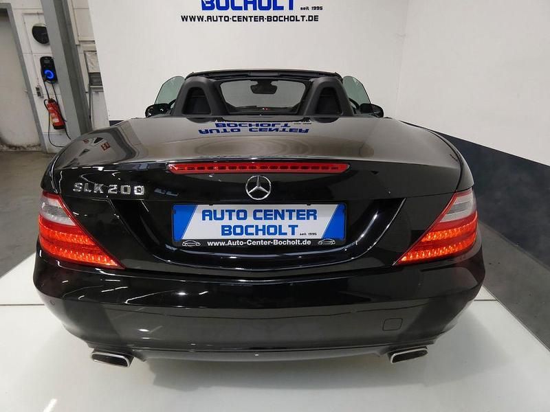 Gebraucht Mercedes SLK200 184 PS (135 kW) 2011 Schwarz Cabrio