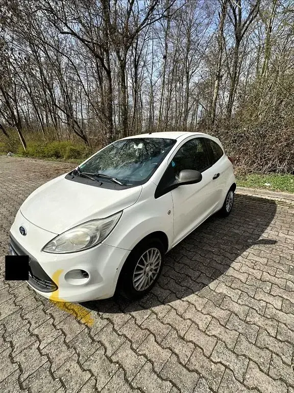 Gebraucht Ford Ka Trend 69 PS (50 kW) 2009 Weiß Kleinwagen