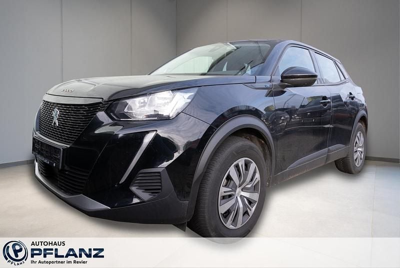 Gebraucht Peugeot e-2008 Active 100 kW (136 PS) 2021 Schwarz SUV