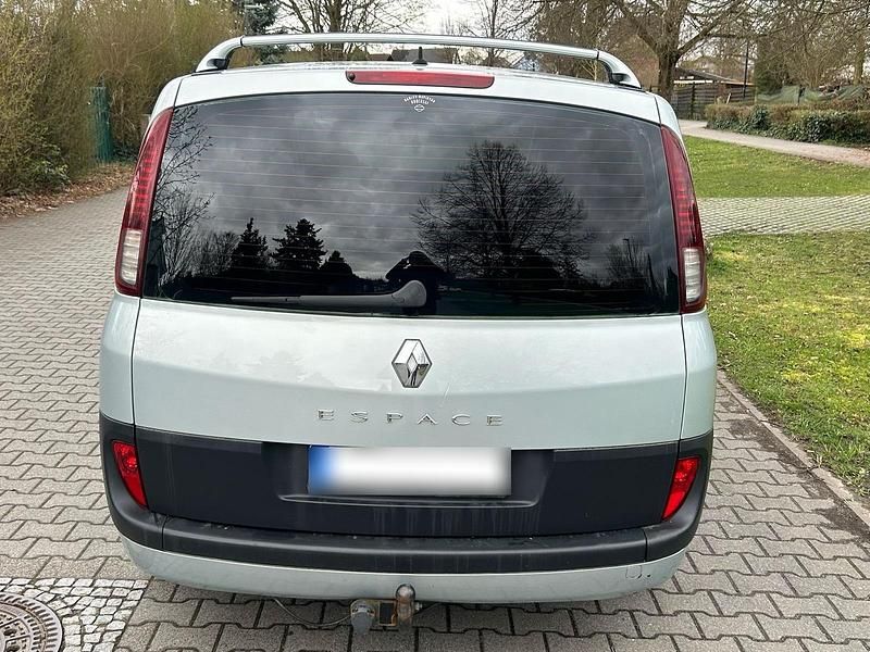 Gebraucht Renault Grand Espace 163 PS (119 kW) 2004 Silber Van / Kleinbus