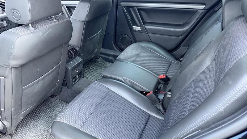 Gebraucht Opel Signum Edition 184 PS (135 kW) 2007 Kleinwagen