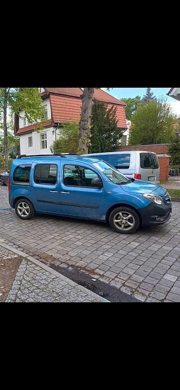 Blau Gebraucht 2016 Mercedes Citan 110 Kombi | 11.000 € - Bild 1/3