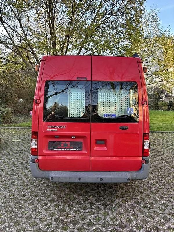 Second-hand Ford Transit 86 CP (63 kW) 2011 Roșu Van