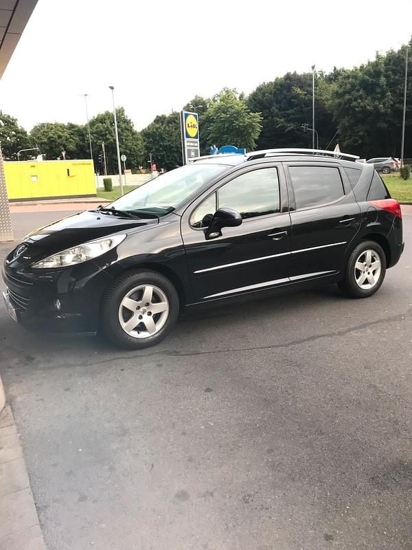 Gebraucht 2009 Peugeot 207 Kombi | 3.499 € (Etwas zu teuer) - Bild 1/4