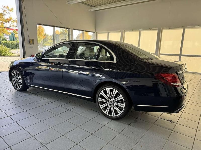 Gebraucht Mercedes E400 340 PS (250 kW) 2019 Blau Limousine