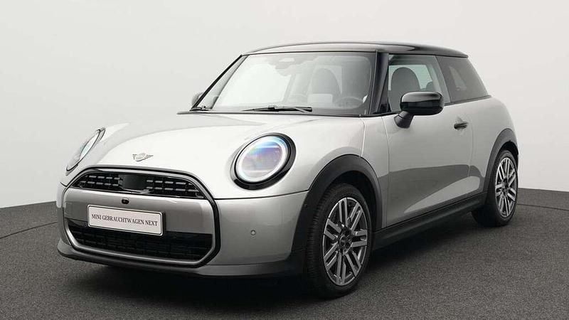 Grau Gebraucht 2024 Mini Cooper Classic Kleinwagen | 24.351 € (Guter Preis) - Bild 1/4