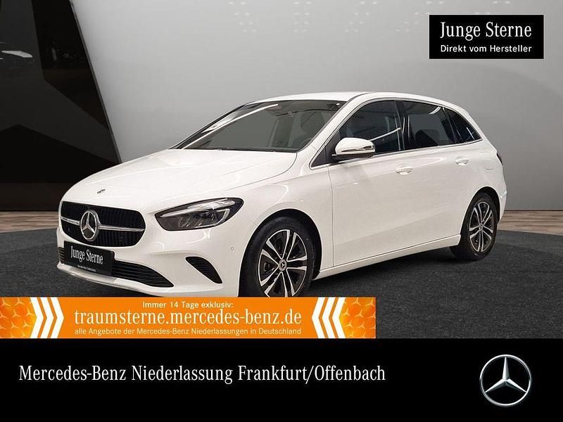 Weiß Gebraucht 2024 Mercedes B180 Advanced Van / Kleinbus | 27.590 € (Superpreis) - Bild 1/3