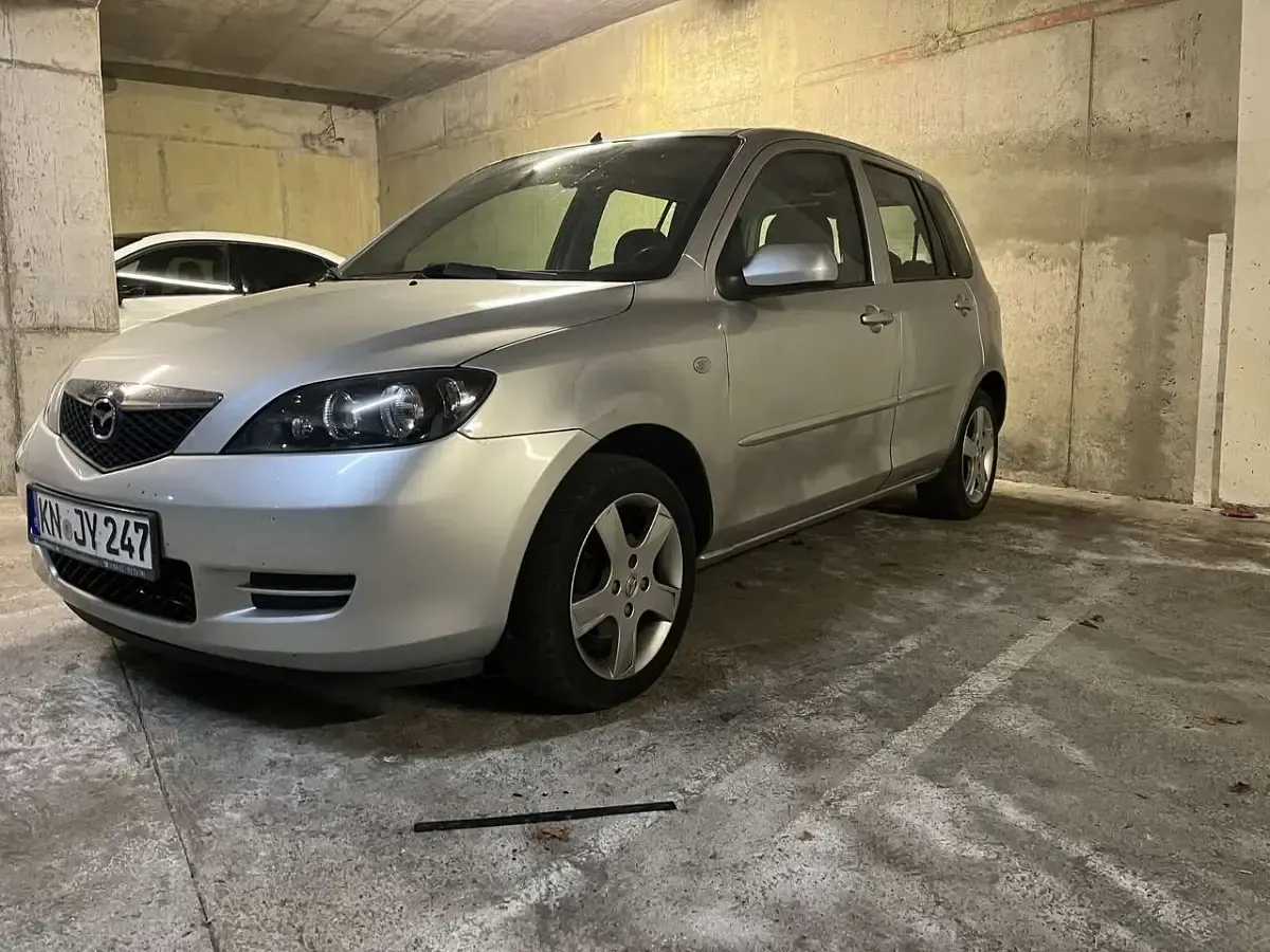 Usata Mazda 2 Active 80 CV (58 kW) 2005 Argento Utilitaria