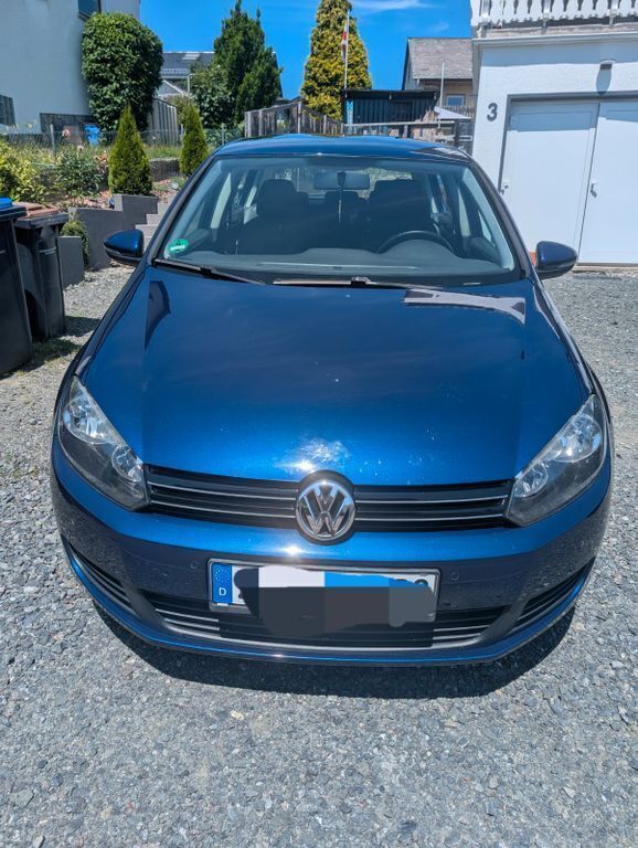 Blau Gebraucht 2009 VW Golf VI Limousine | 8.500 € - Bild 1/4