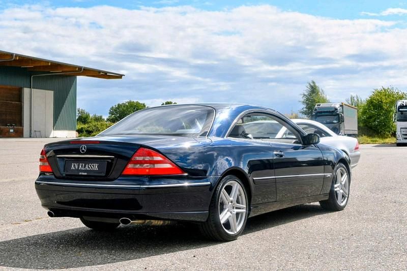 Blau Gebraucht 2002 Mercedes CL600 Coupé | 13.999 € - Bild 1/4