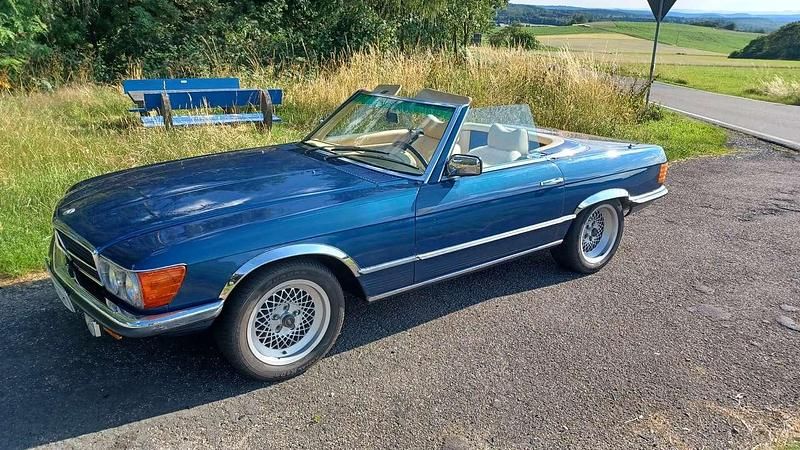 Blau Gebraucht 1973 Mercedes SL350 Cabrio | 23.900 € - Bild 1/4