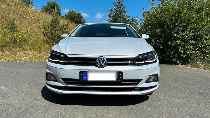 Weiß Gebraucht 2019 VW Polo Beats Kleinwagen | 11.499 € (Fairer Preis) - Bild 1/4