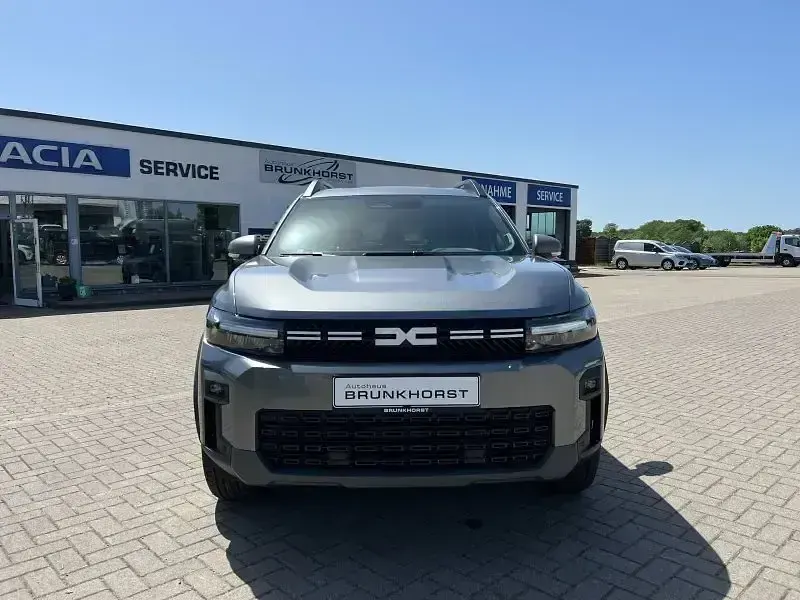 Neu Dacia Bigster Journey 140 PS (102 kW) 2026 Grau SUV