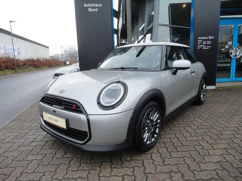 Gebraucht Mini Cooper S Classic 204 PS (150 kW) 2024 Silber Kleinwagen