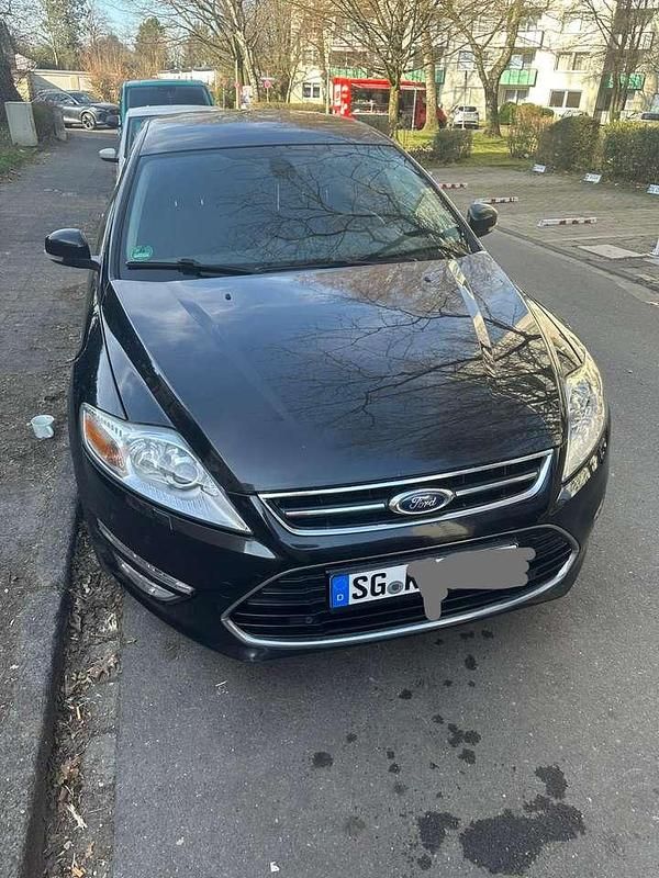 Gebraucht Ford Mondeo Trend 163 PS (119 kW) 2011 Schwarz Kombi