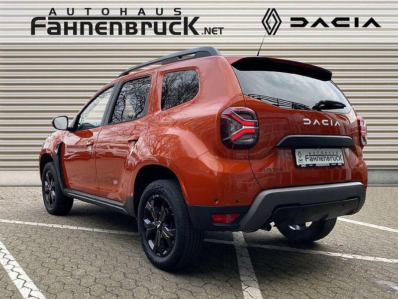 Gebraucht Dacia Duster Extreme 101 PS (74 kW) 2023 Arizonaorange SUV