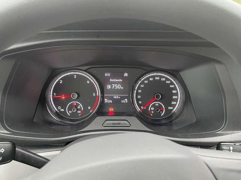 Gebraucht VW T6.1 150 PS (110 kW) 2022 Van