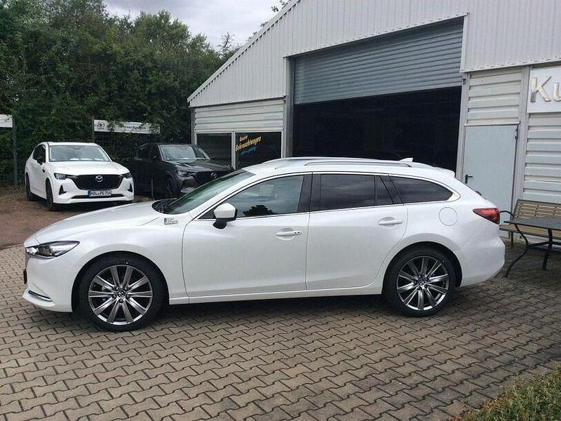Gebraucht Mazda 6 Exclusive-Line 165 PS (121 kW) 2024 Rhodium white Kombi