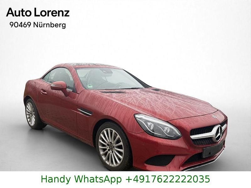 Gebraucht Mercedes SLC200 184 PS (135 kW) 2018 Rot Cabrio