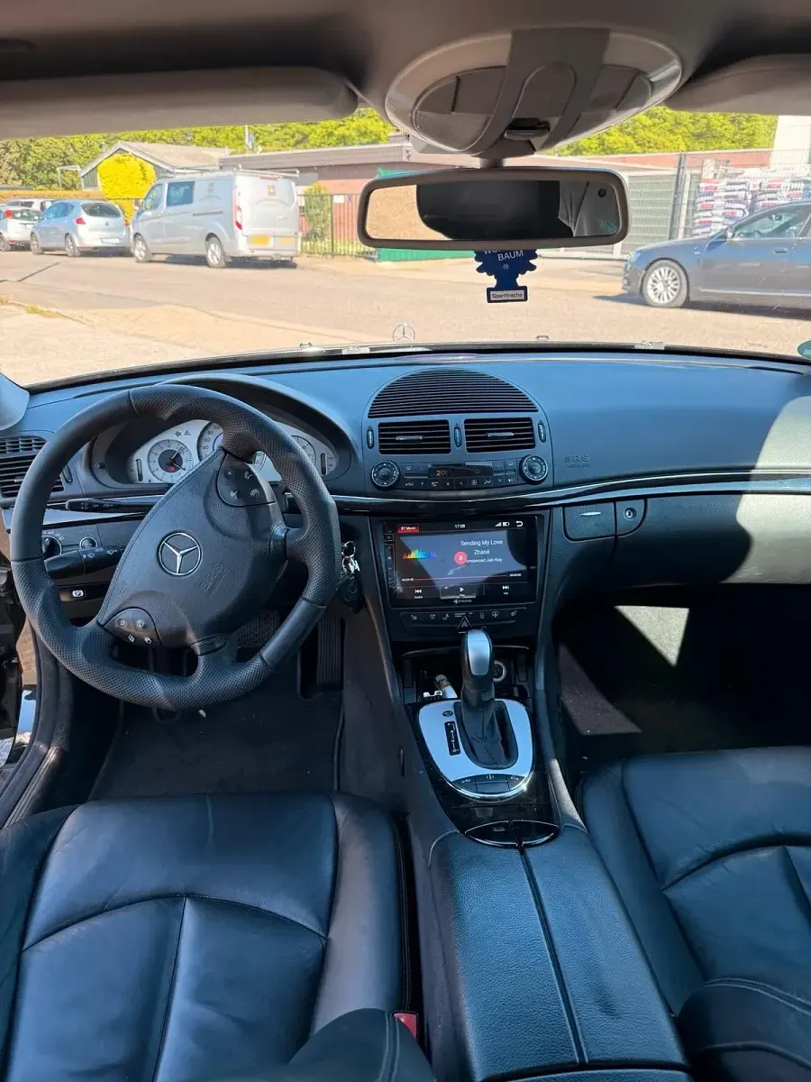 Gebraucht Mercedes E500 306 PS (225 kW) 2003 Schwarz Limousine