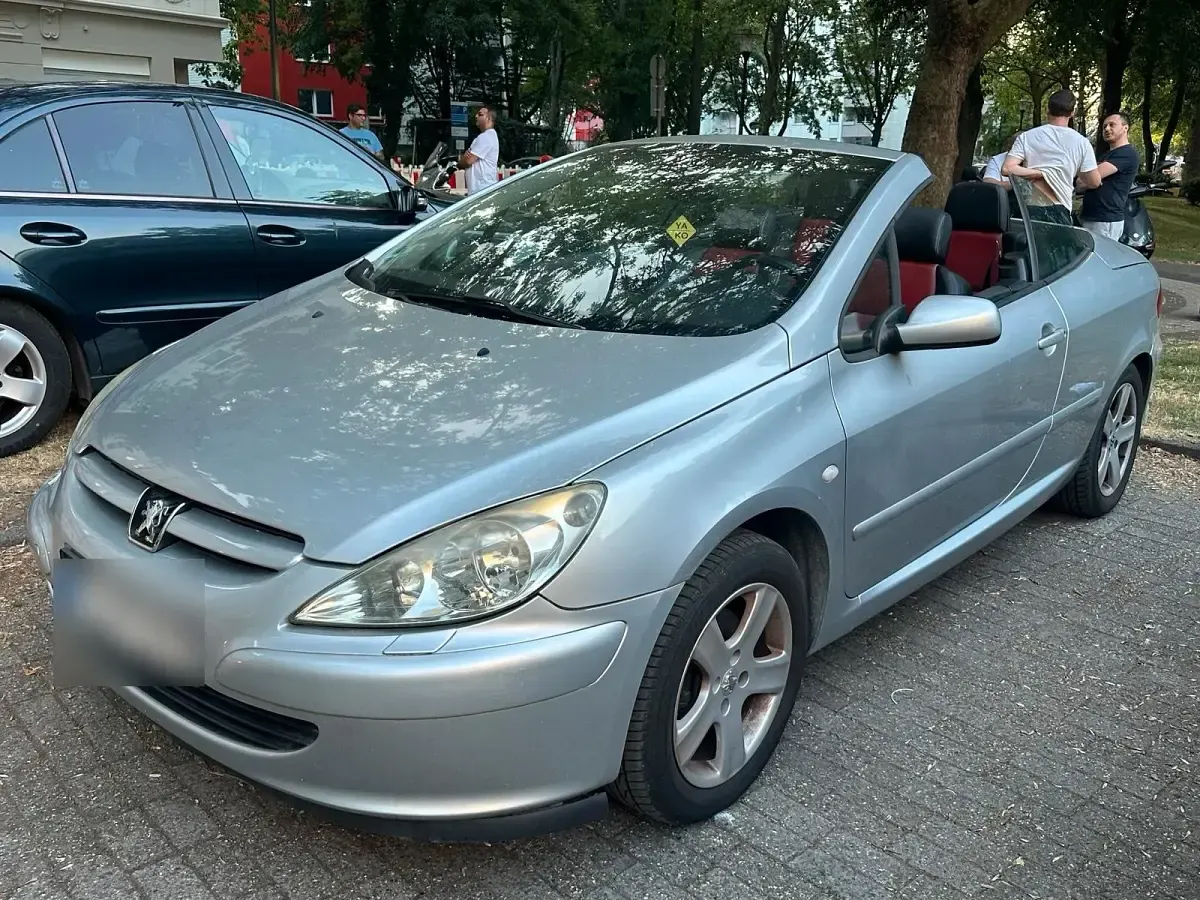 Gebraucht Peugeot 307 CC 136 PS (100 kW) 2005 Silber Cabrio