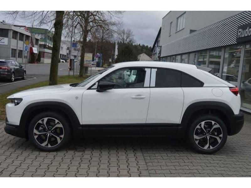 Gebraucht Mazda MX30 Ad'Vantage 170 PS (125 kW) 2024 Arctic white SUV