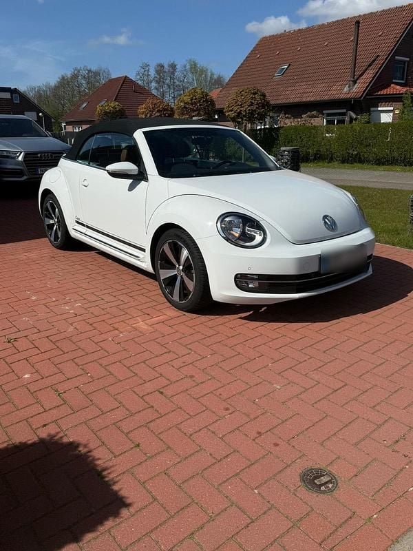 Używany VW Beetle 105 KM (77 kW) 2015 Biały Hatchback